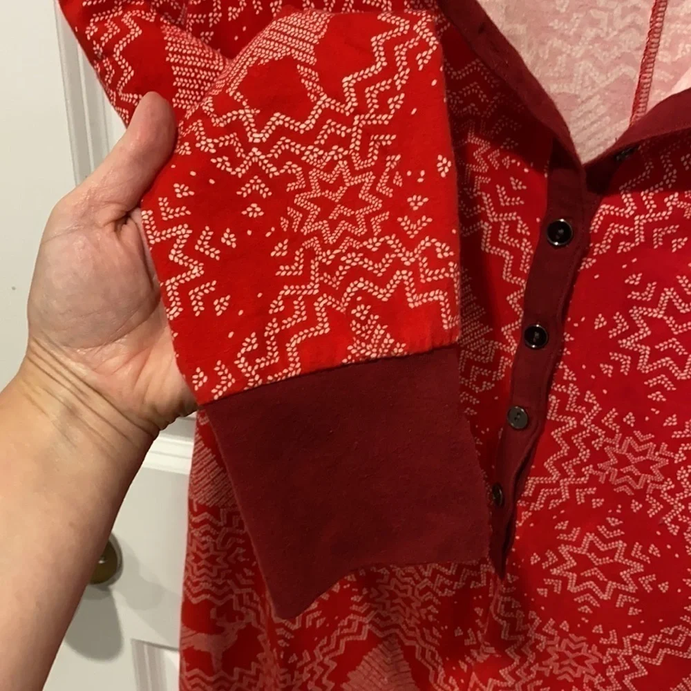 Hearth & Hand Magnolia Holiday Onesie Pajamas EUC
